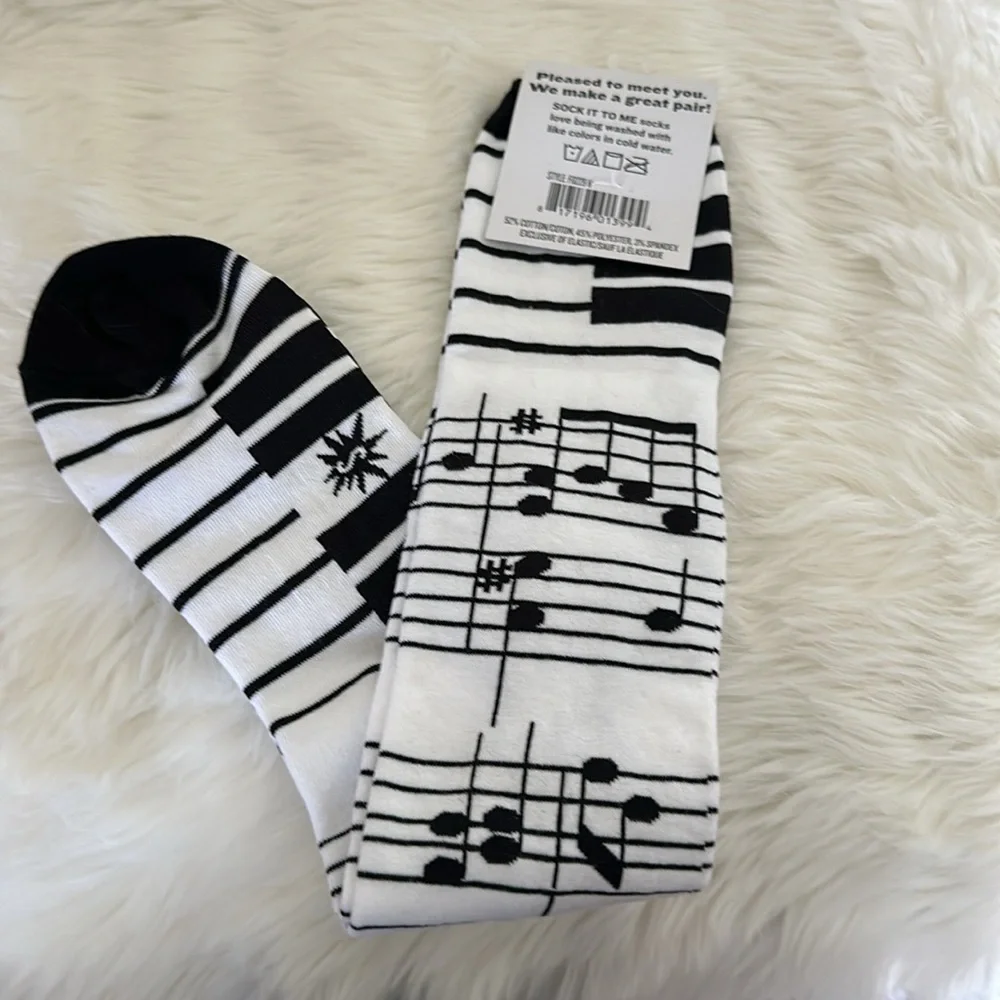 NWT SOCK it to me Size S Kneehigh socks musical note theme